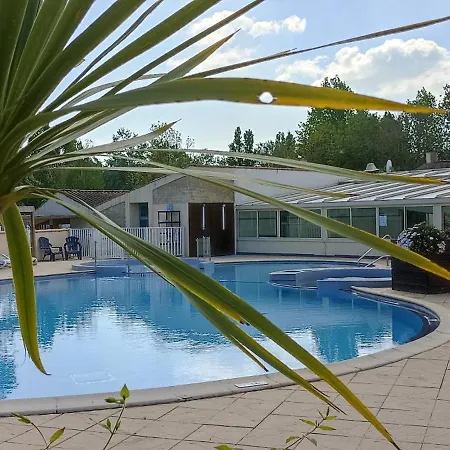 Mobilhome L'oasis Le Clos Cottet Campsite *